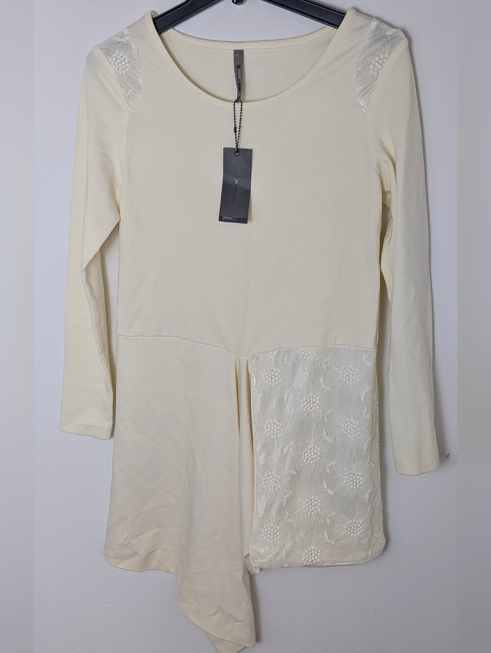 Honey Egg Asymmetrical White Lace Mini Dress Size S/M Long Sleeve Side Lace New - Picture 13 of 13